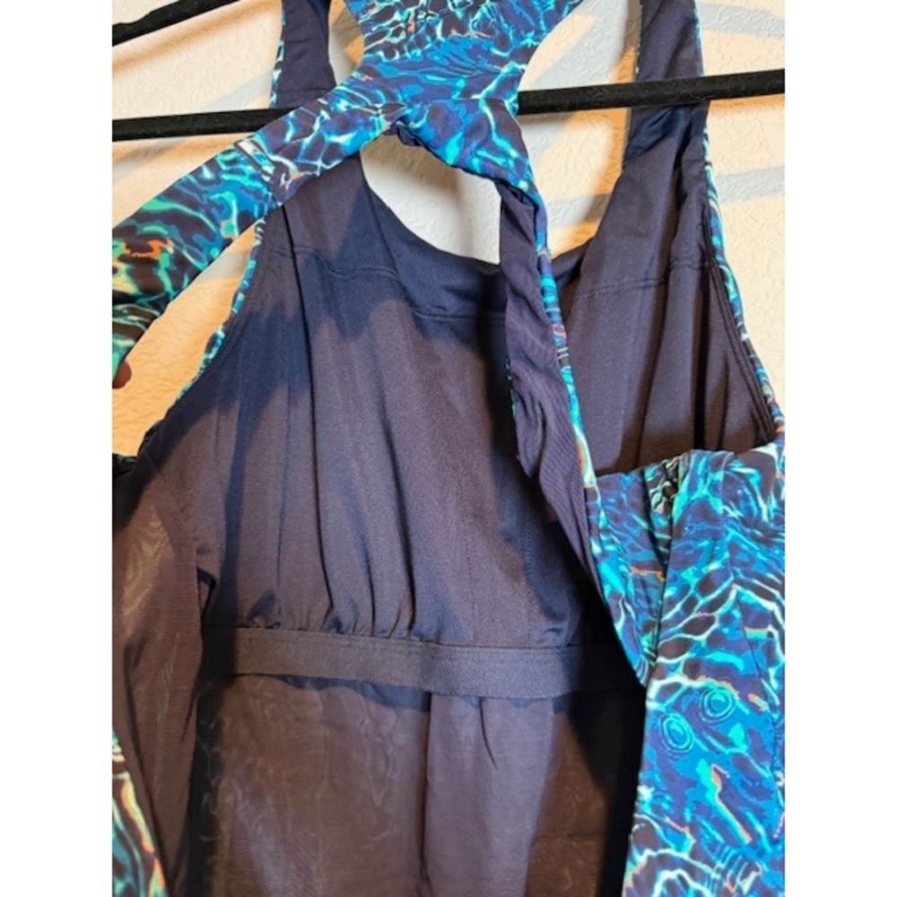 TYR Womens One Piece Swimsuit Blue Teal Water Print Racerback NWOT Sz L - Picture 6 of 8